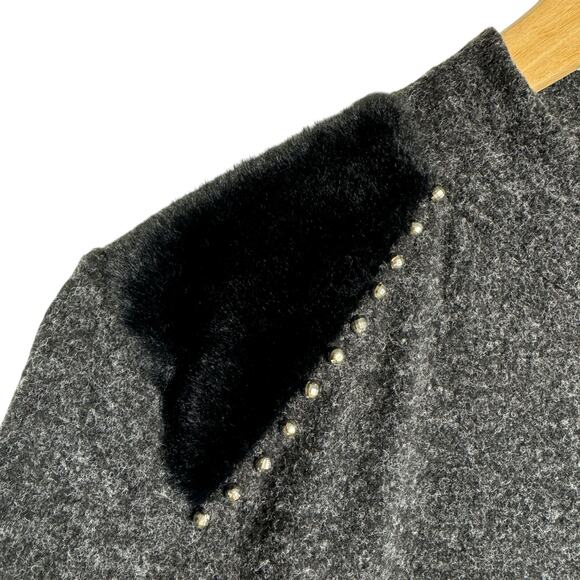 Joh Embellished Sweater Faux Fur Rhinestone Studs Gray Black Party Holiday M - Picture 2 of 7